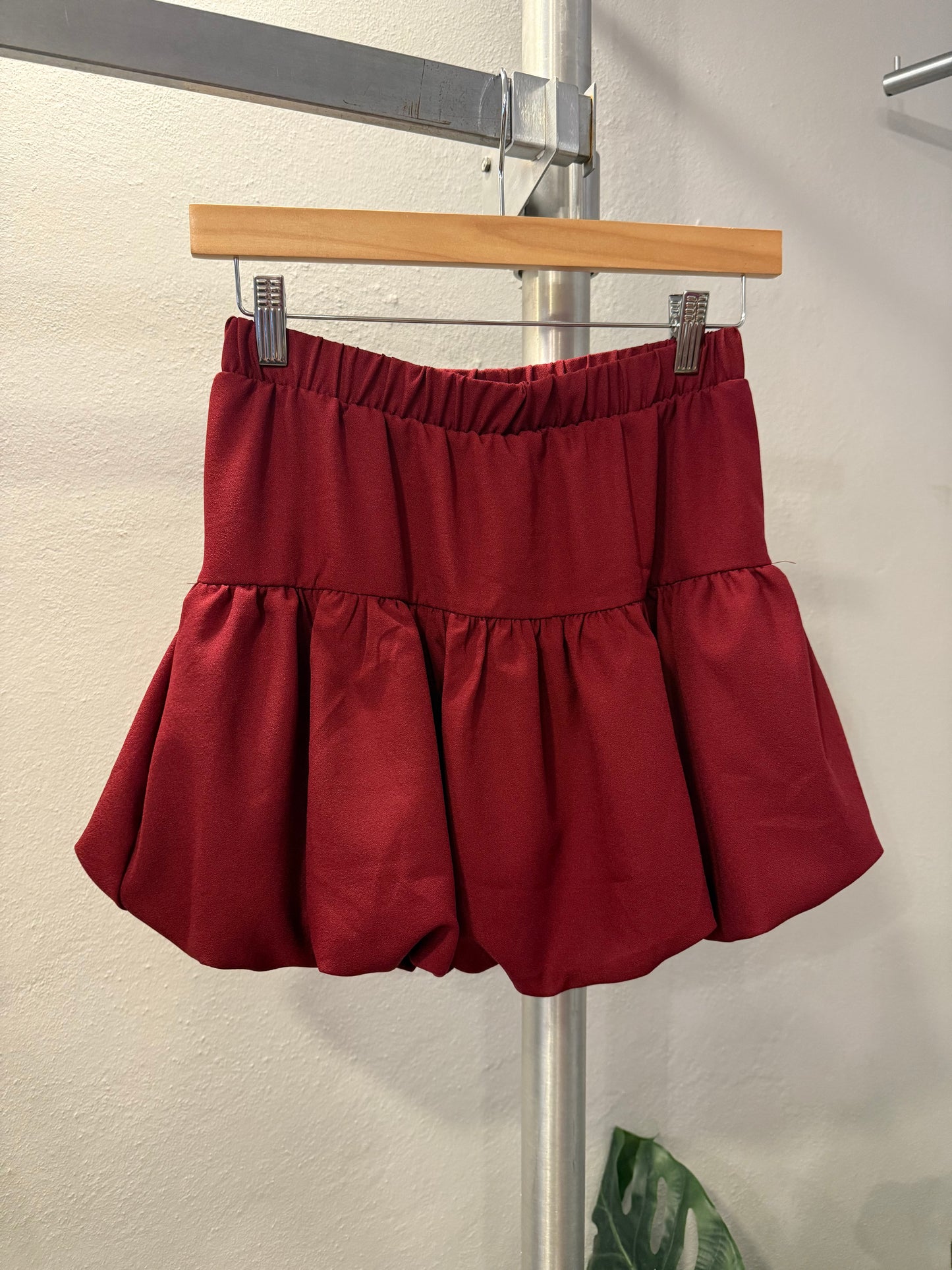 1223 Bubble Solid Skort