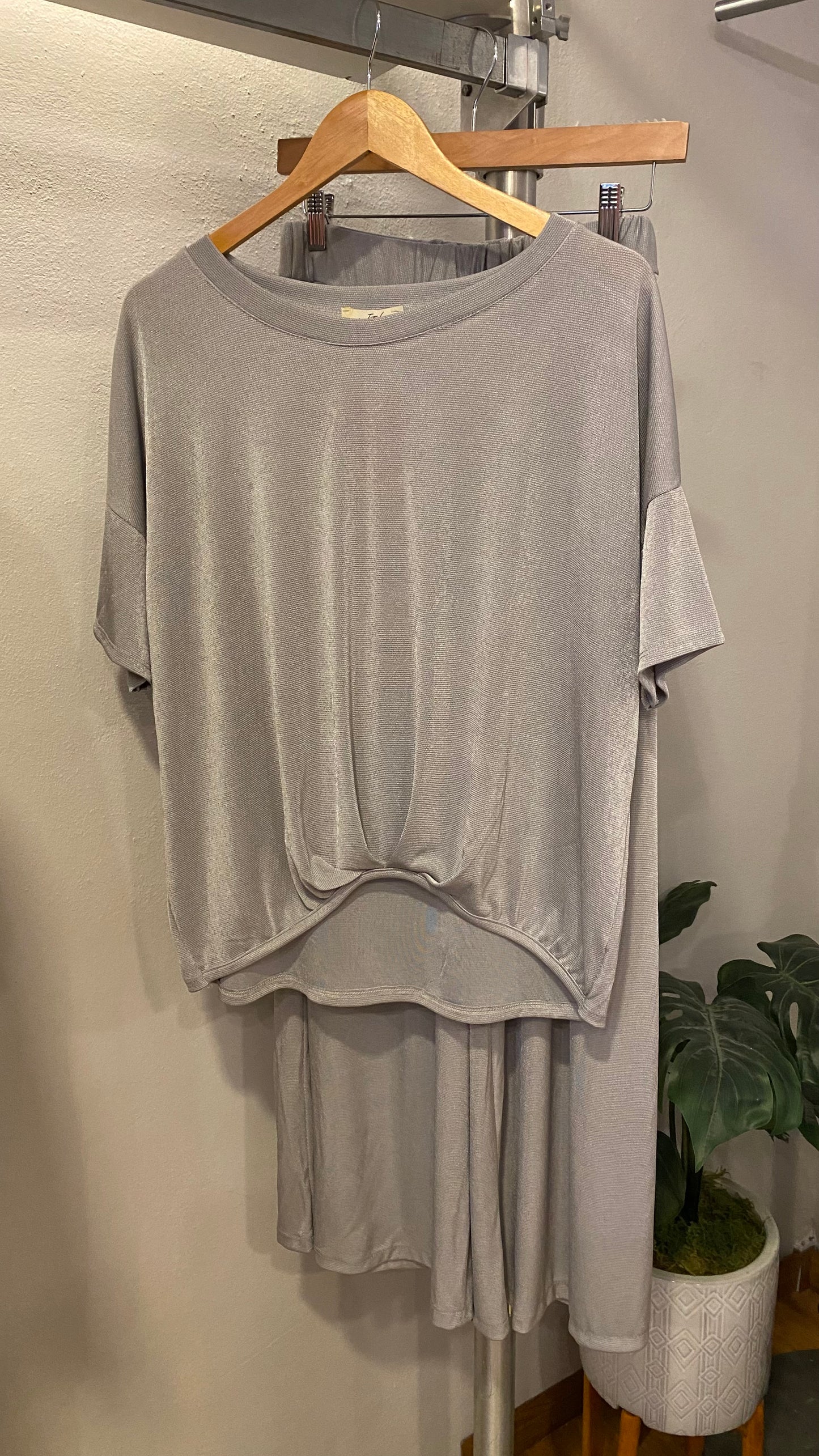 1139 Italian Onesize Metallic Pant Set
