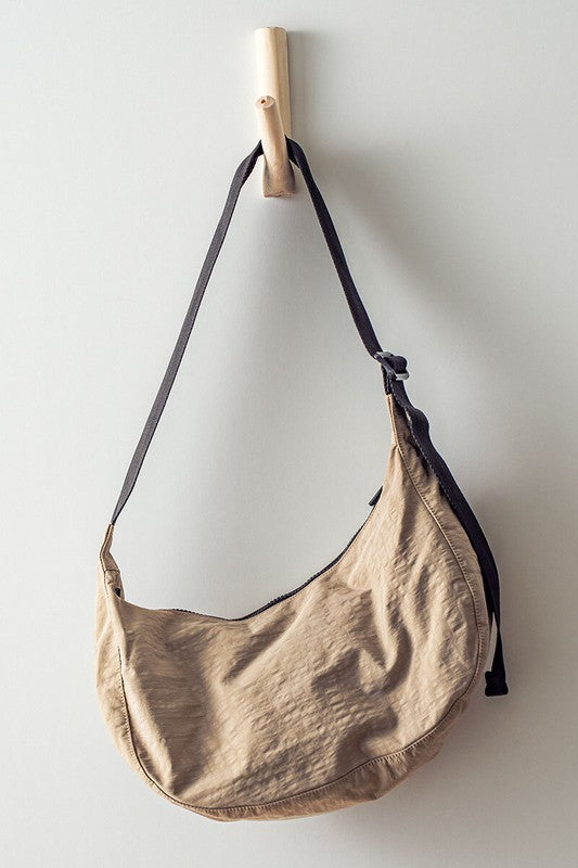 1553 Lightweight Messenger Bags