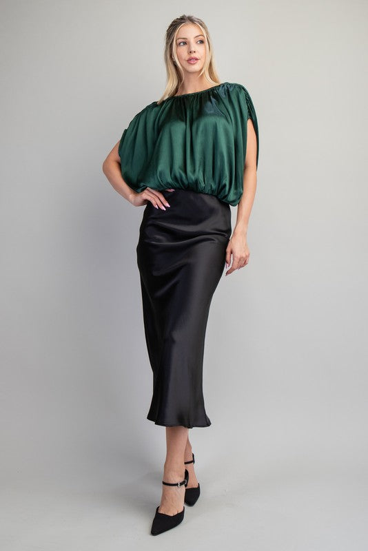 1181 Round Neck Bubble Hem Top