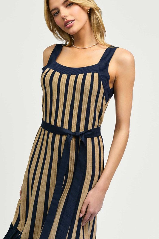 1333 Knitted Beige And Navy Dress