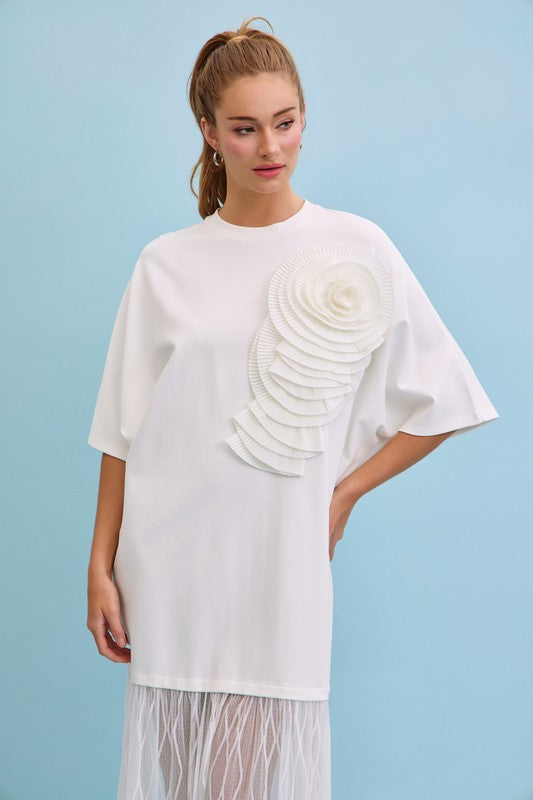 1626 White Ruffle Flower T-Shirt Dress