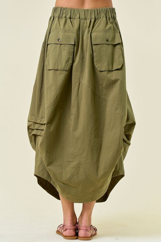 1621 Side Tuck Midi Skirt