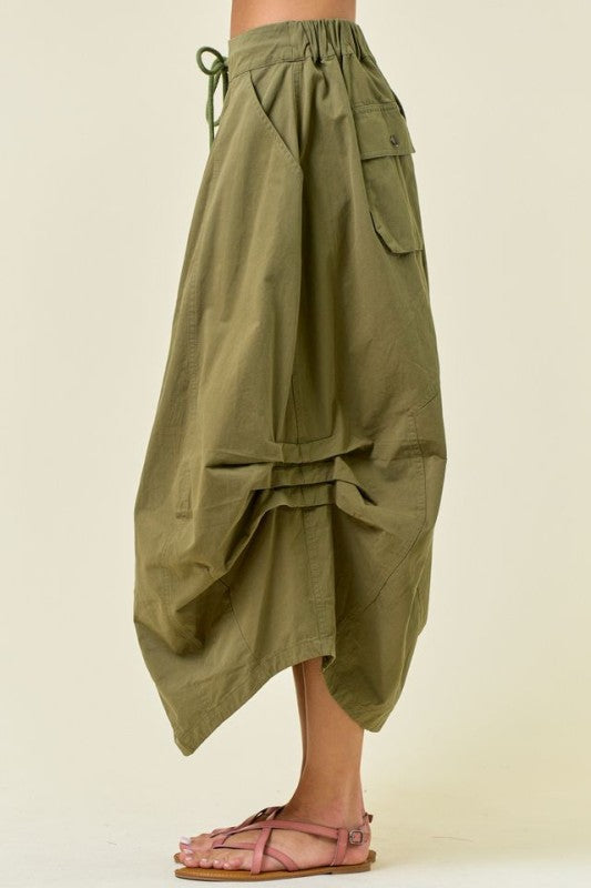1621 Side Tuck Midi Skirt
