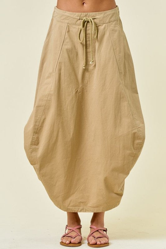 1621 Side Tuck Midi Skirt