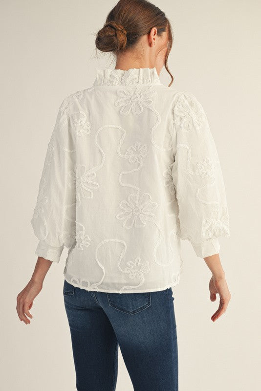 1652 Embroidered 3/4 Sleeve Shirt