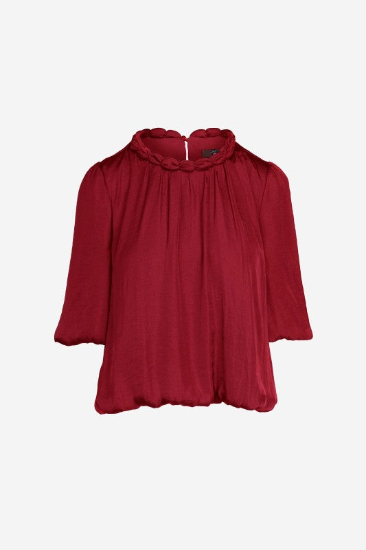 1761 Round Neck Draped 3/4 Sleeve Top