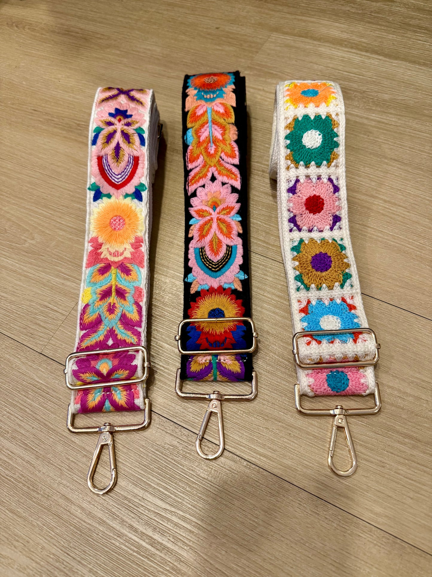 1539 Colorful Bag Straps