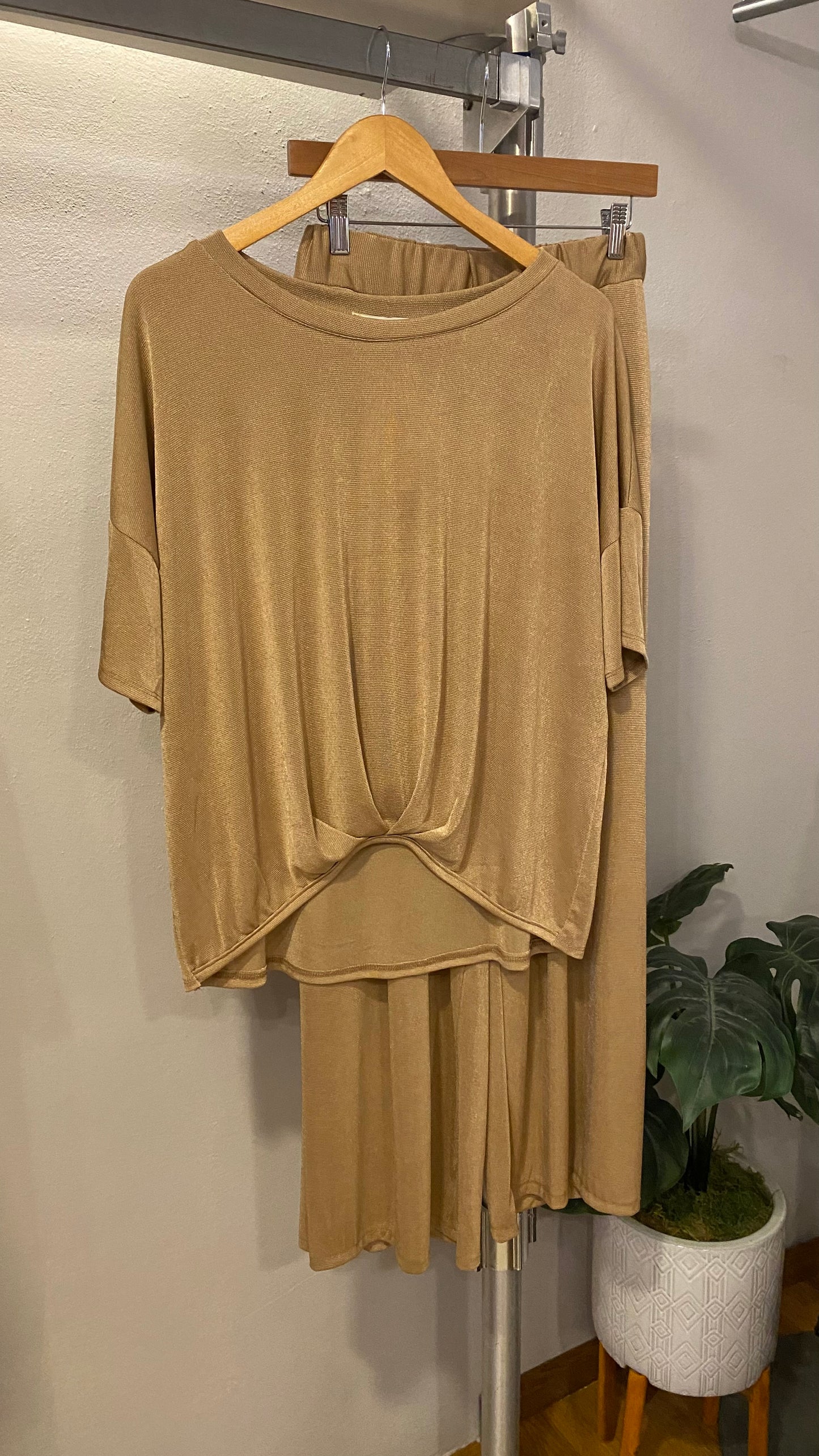 1139 Italian Onesize Metallic Pant Set