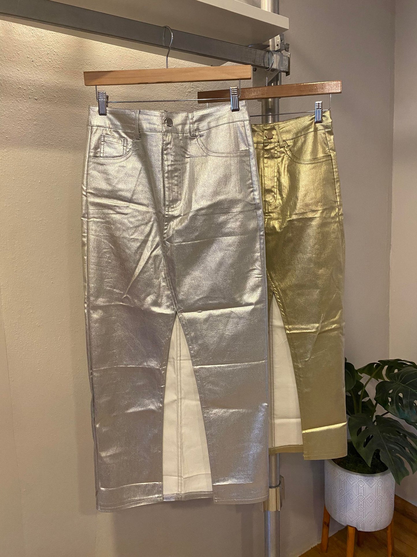 1027 Silver Italian Onesize Metallic Pencil Skirt