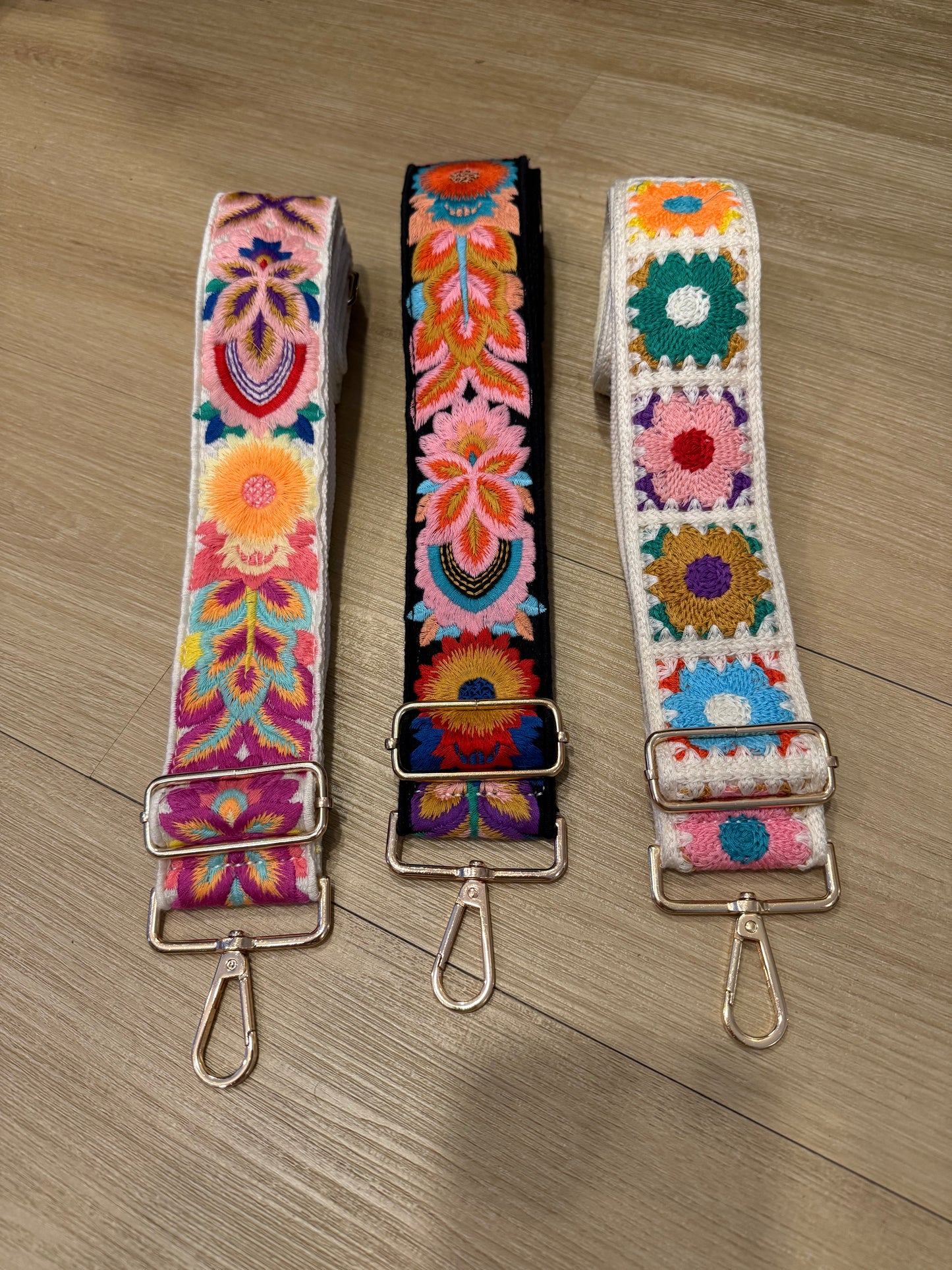 1539 Colorful Bag Straps
