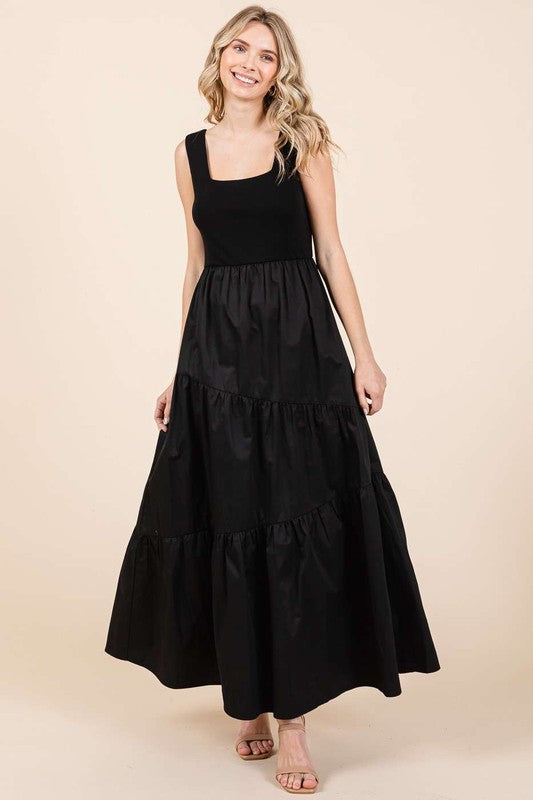1174 Black Square Neck Maxi Dress