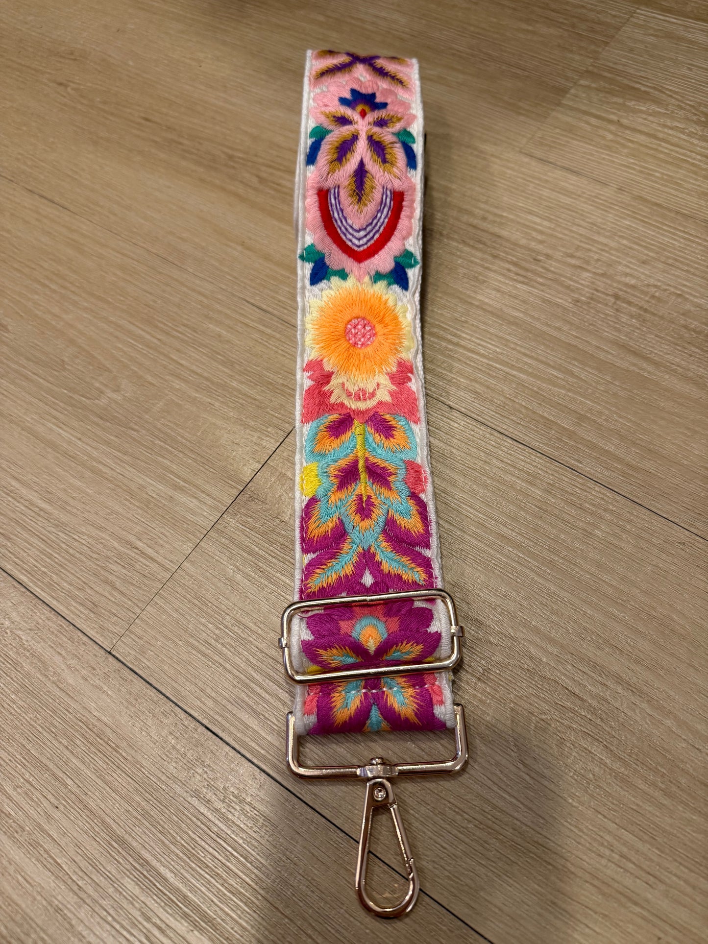 1539 Colorful Bag Straps