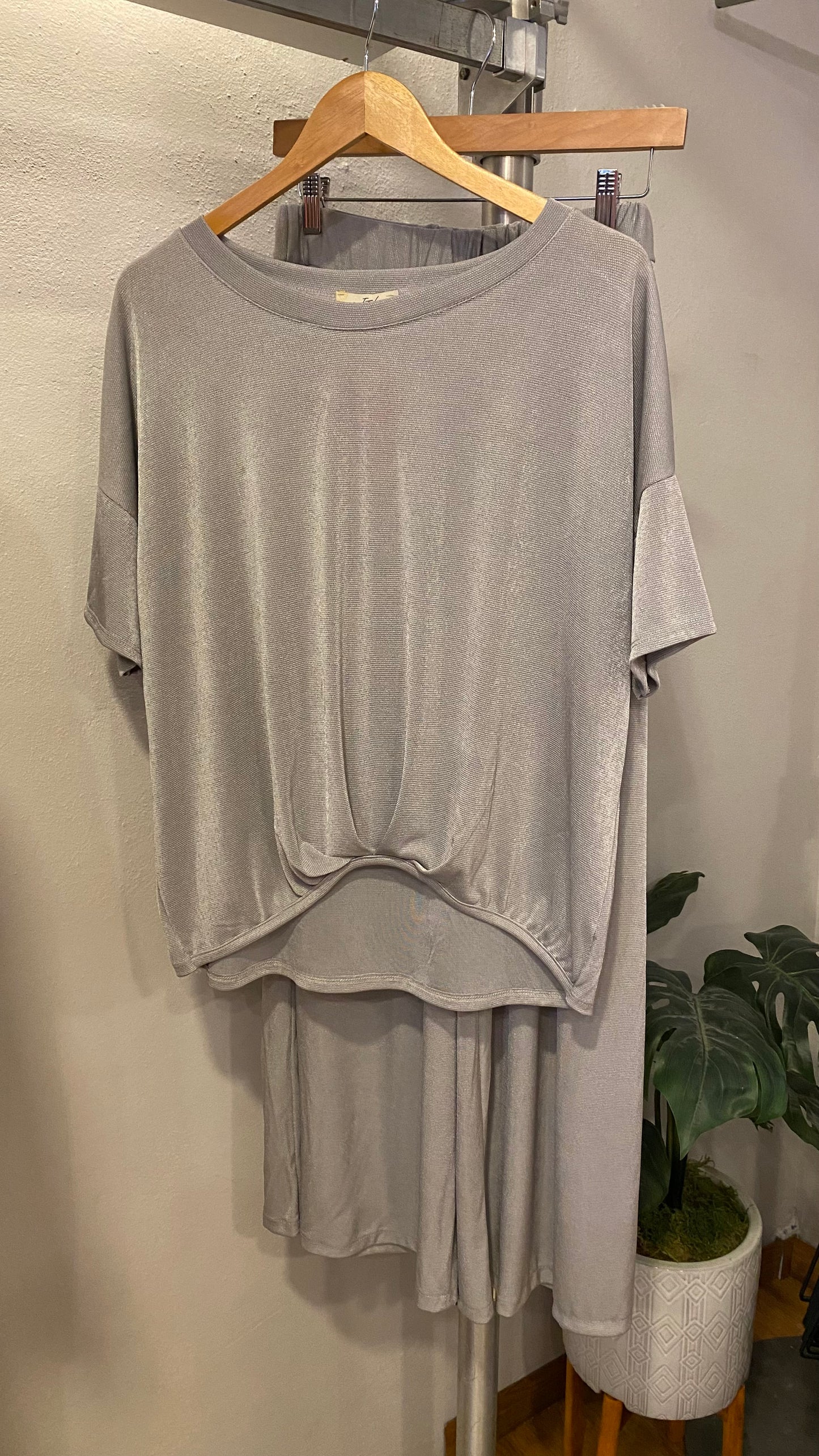 1139 Italian Onesize Metallic Pant Set