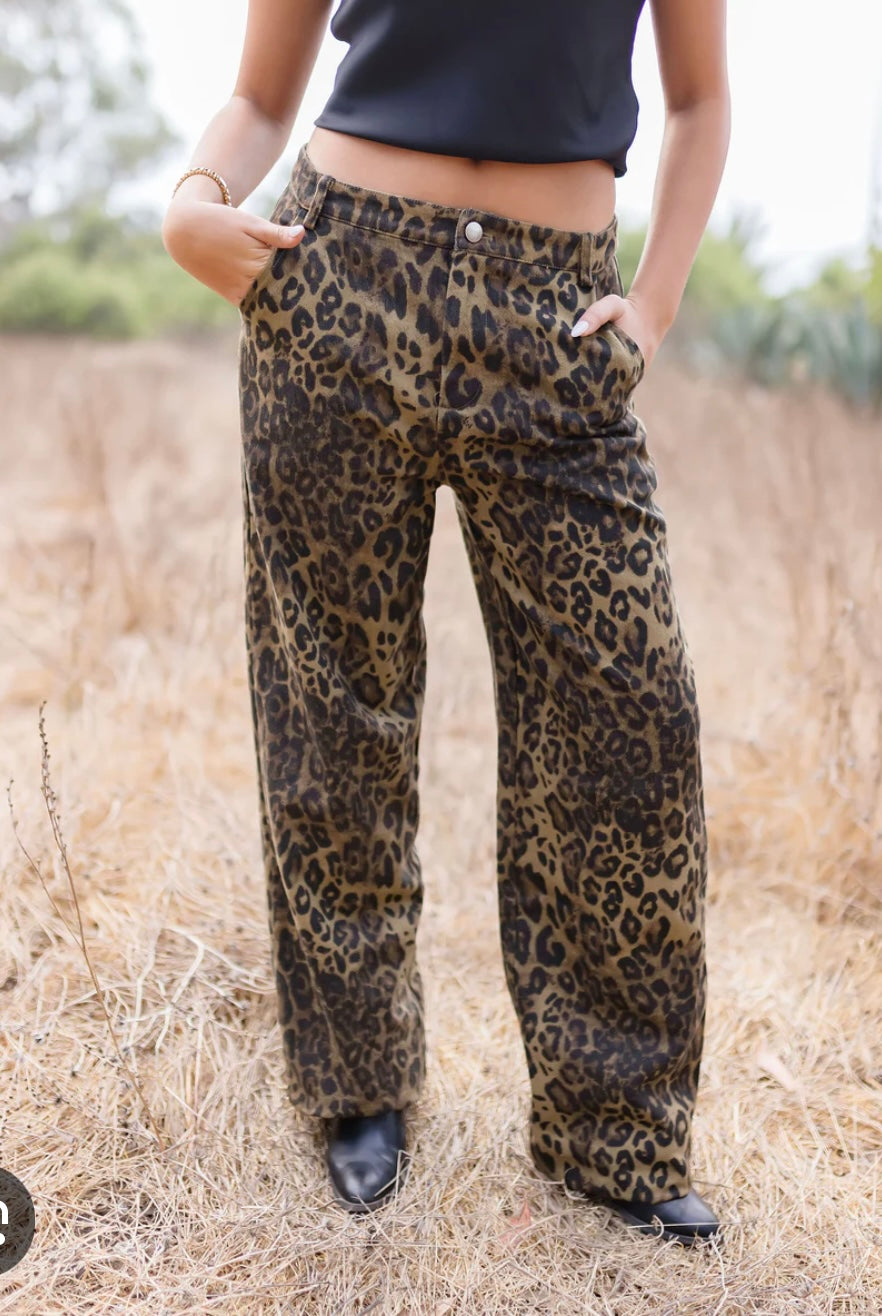 1213 Leopard Print Wide Leg Pant