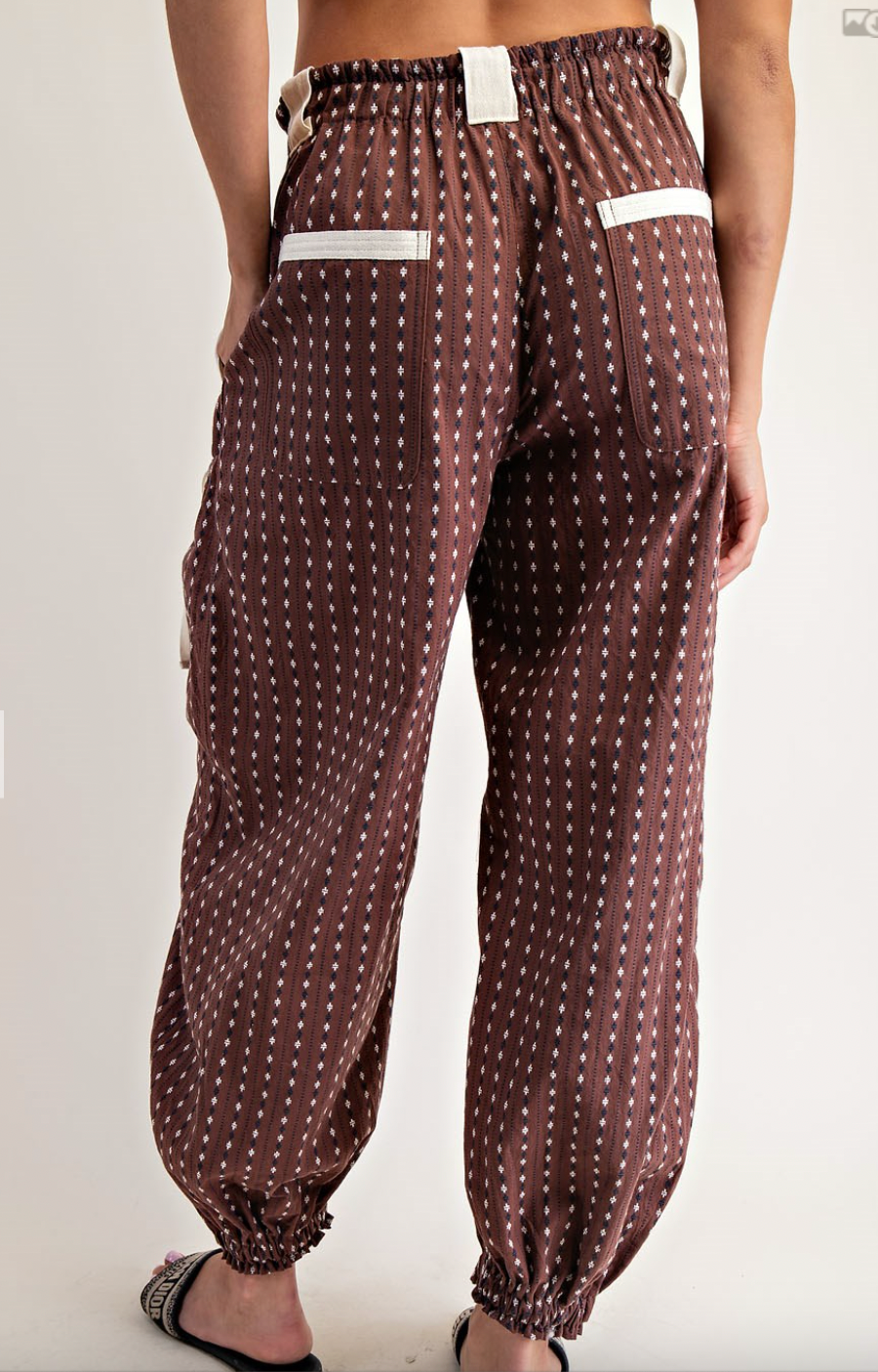 1647 Diamond Striped Jogger Pant
