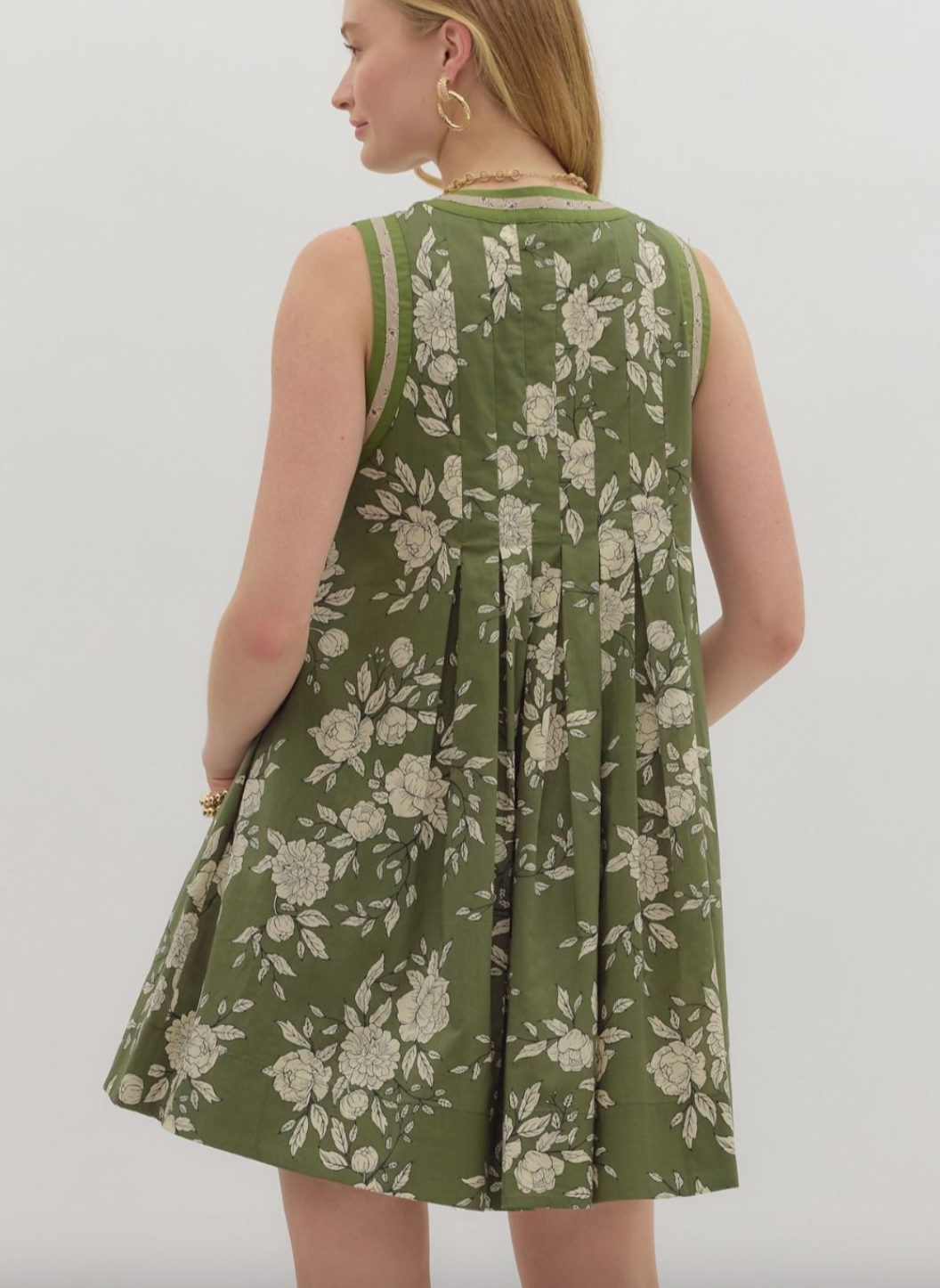 1691 Sleeveless Short Dress