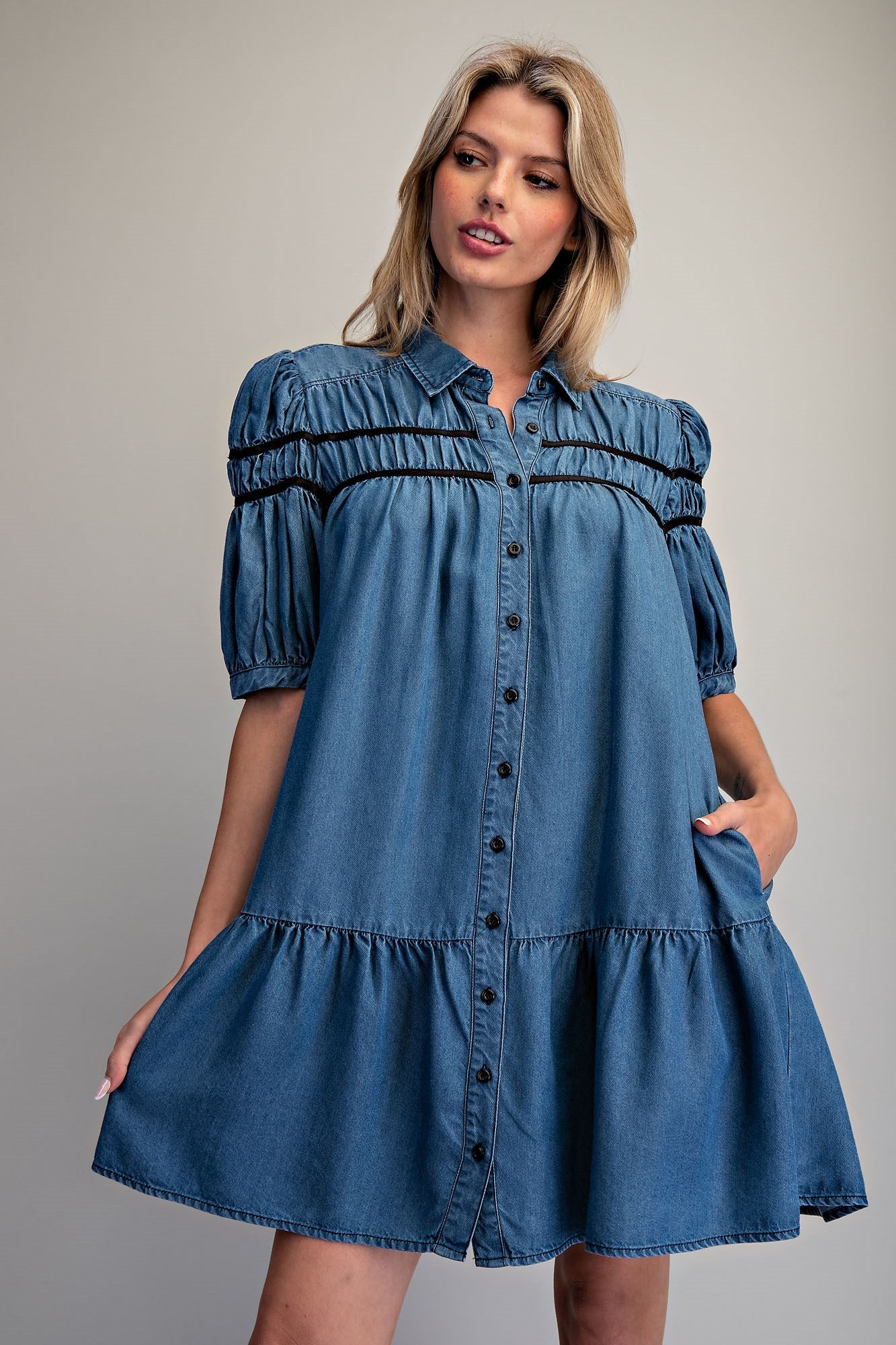 2252 Bubble Sleeve Denim Dress