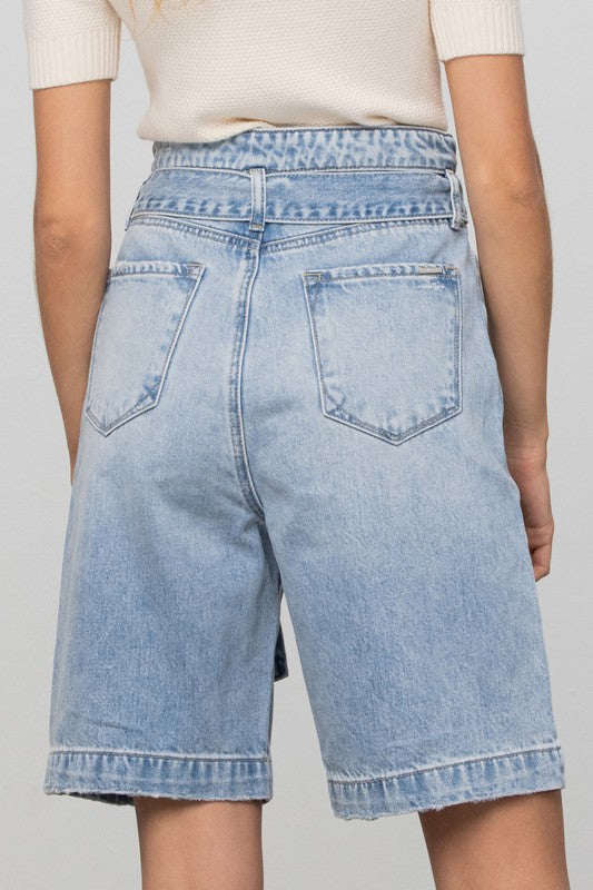 1726 Belted Bermuda Pant