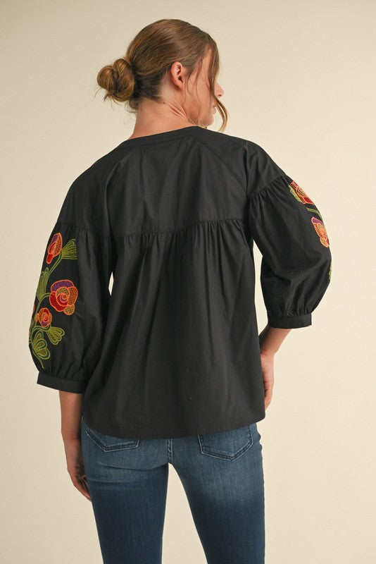 Embroidery 3/4 Sleeve Shirt