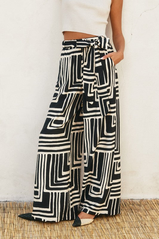 1667 Black & Cream Wide Leg Pant