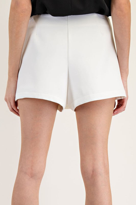 1256 Little Bow Pockets Skort