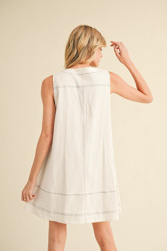 1362 V-Neck Zipper & Pocket Dress