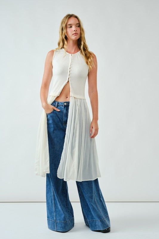 1622 Sleeveless Button Down Sheer Top