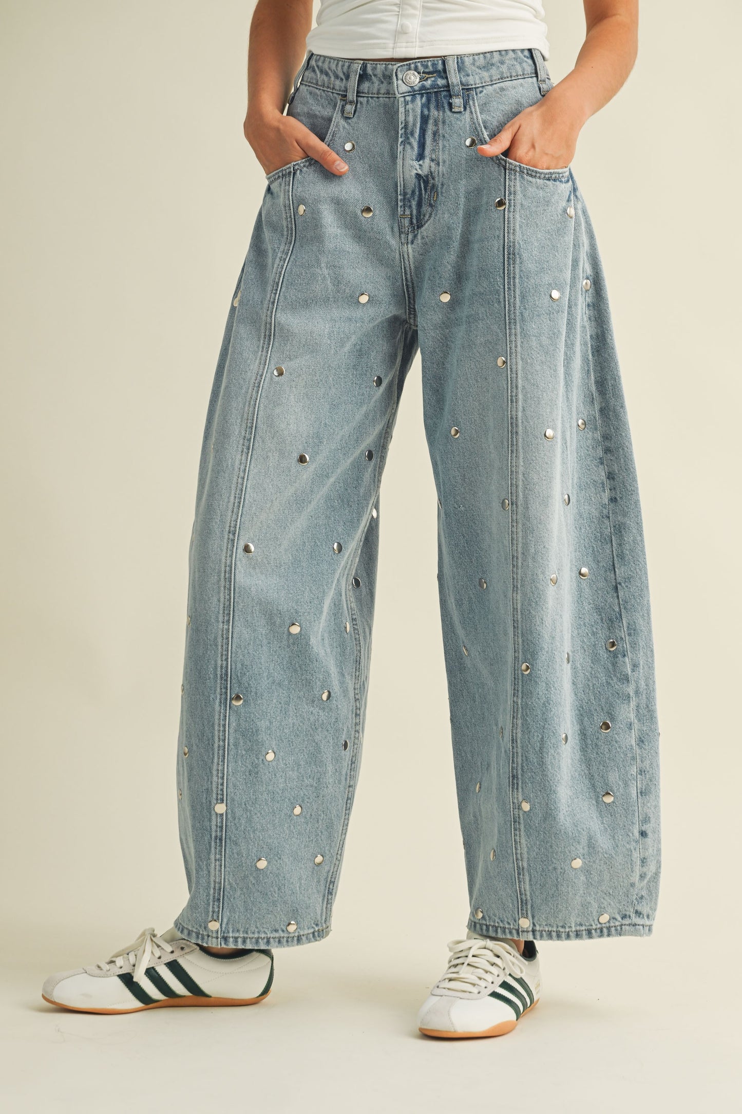 2447 Studded Barrel Pant
