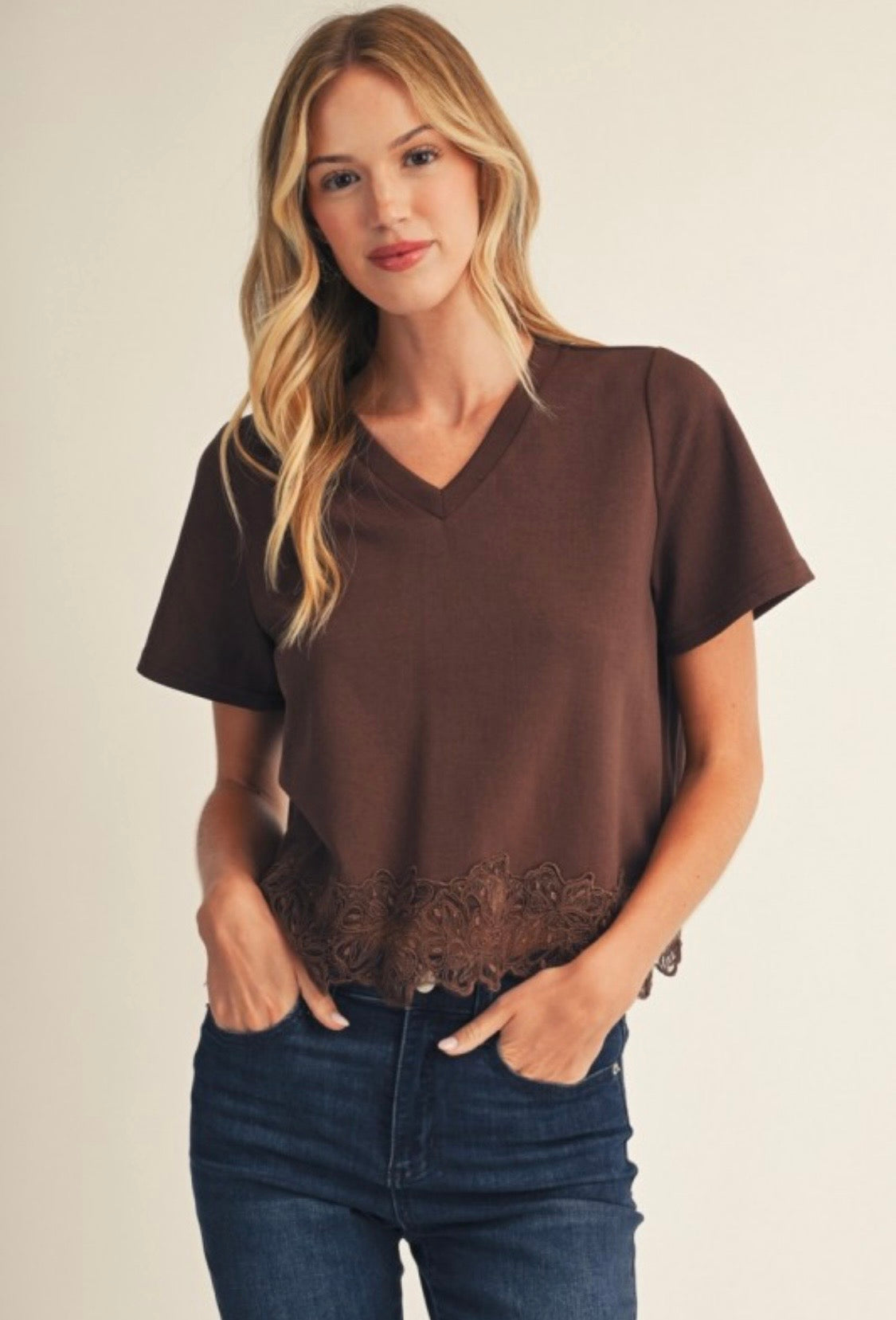 2654 Lace V-neck T-Shirt