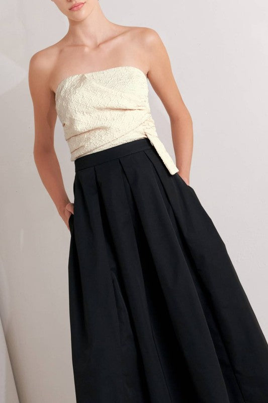 1954 Strapless Black And White Midi Dress