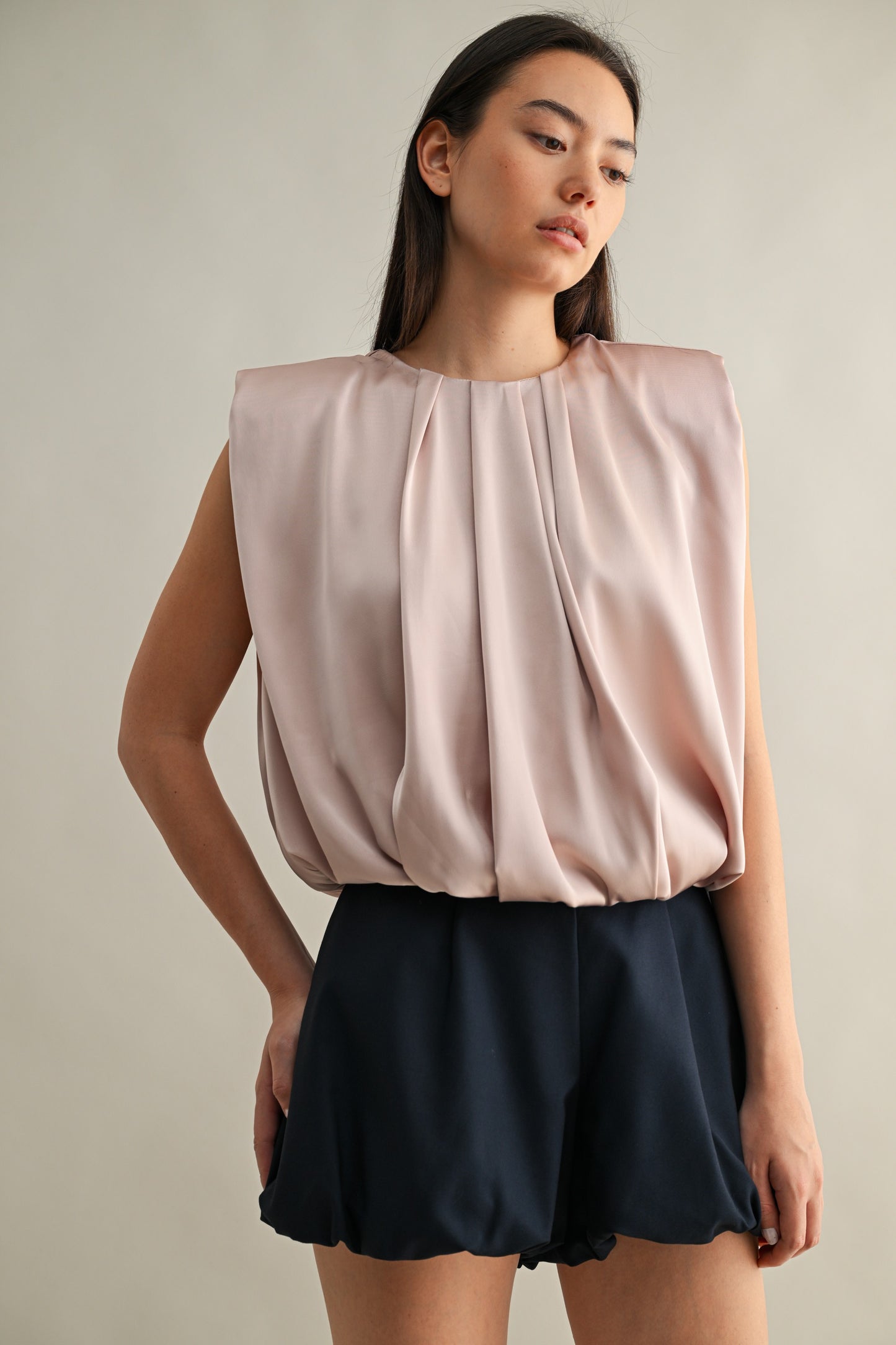 2344 Round Neck Bubble Top
