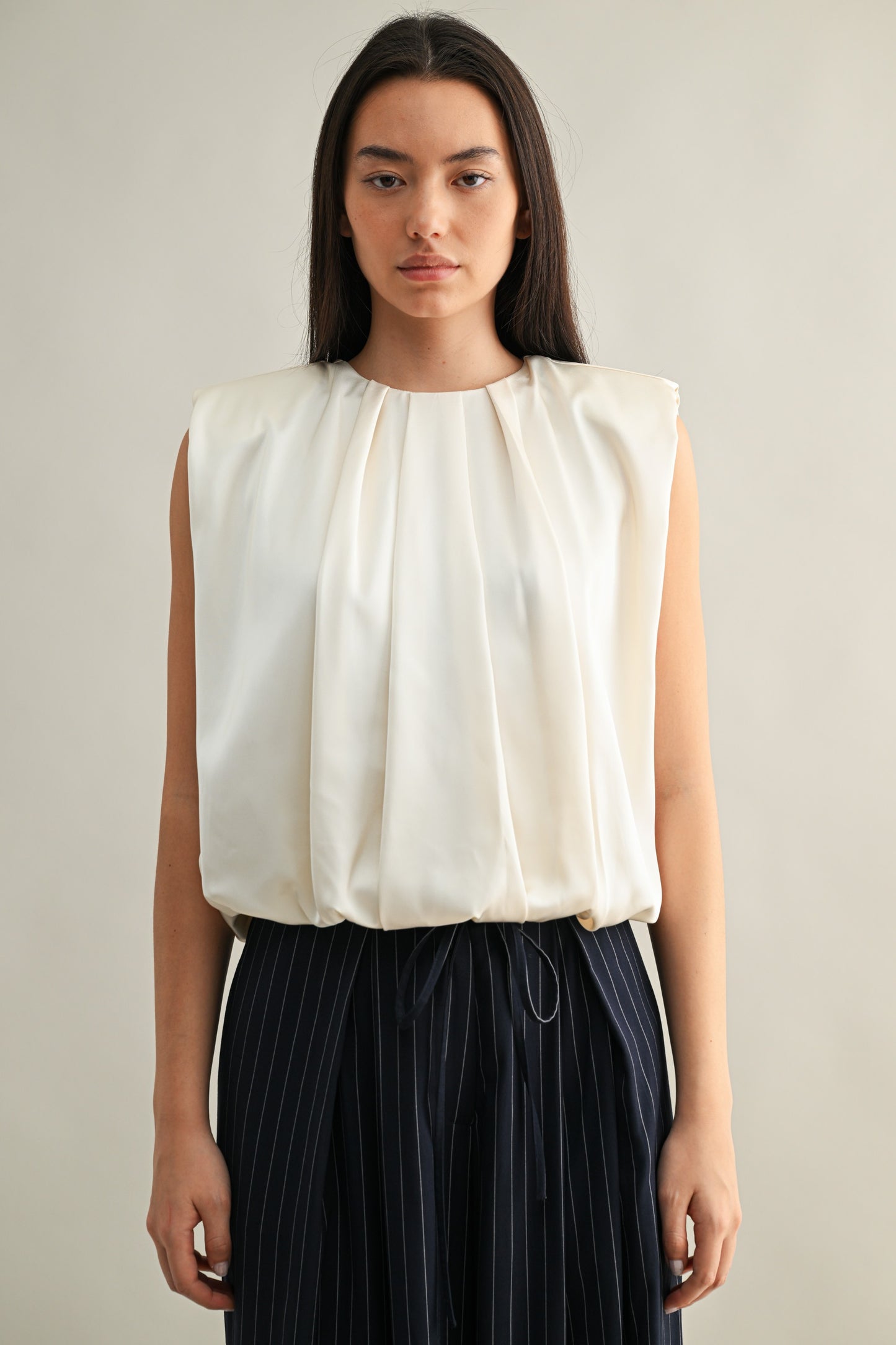 2344 Round Neck Bubble Top