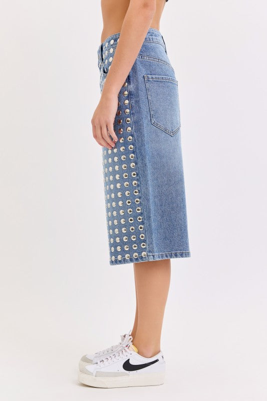 2177 Studded Bermuda