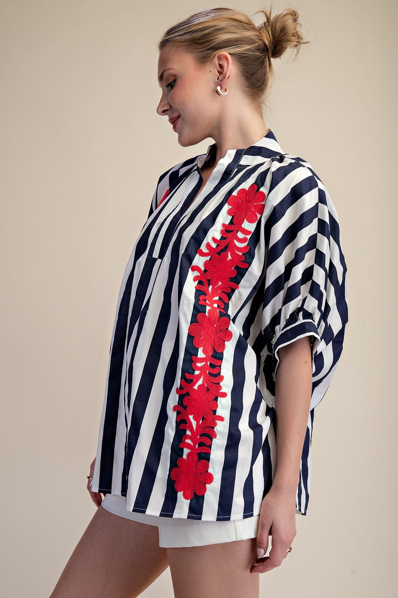 2390 Striped Floral Embroidered Oversized Shirt