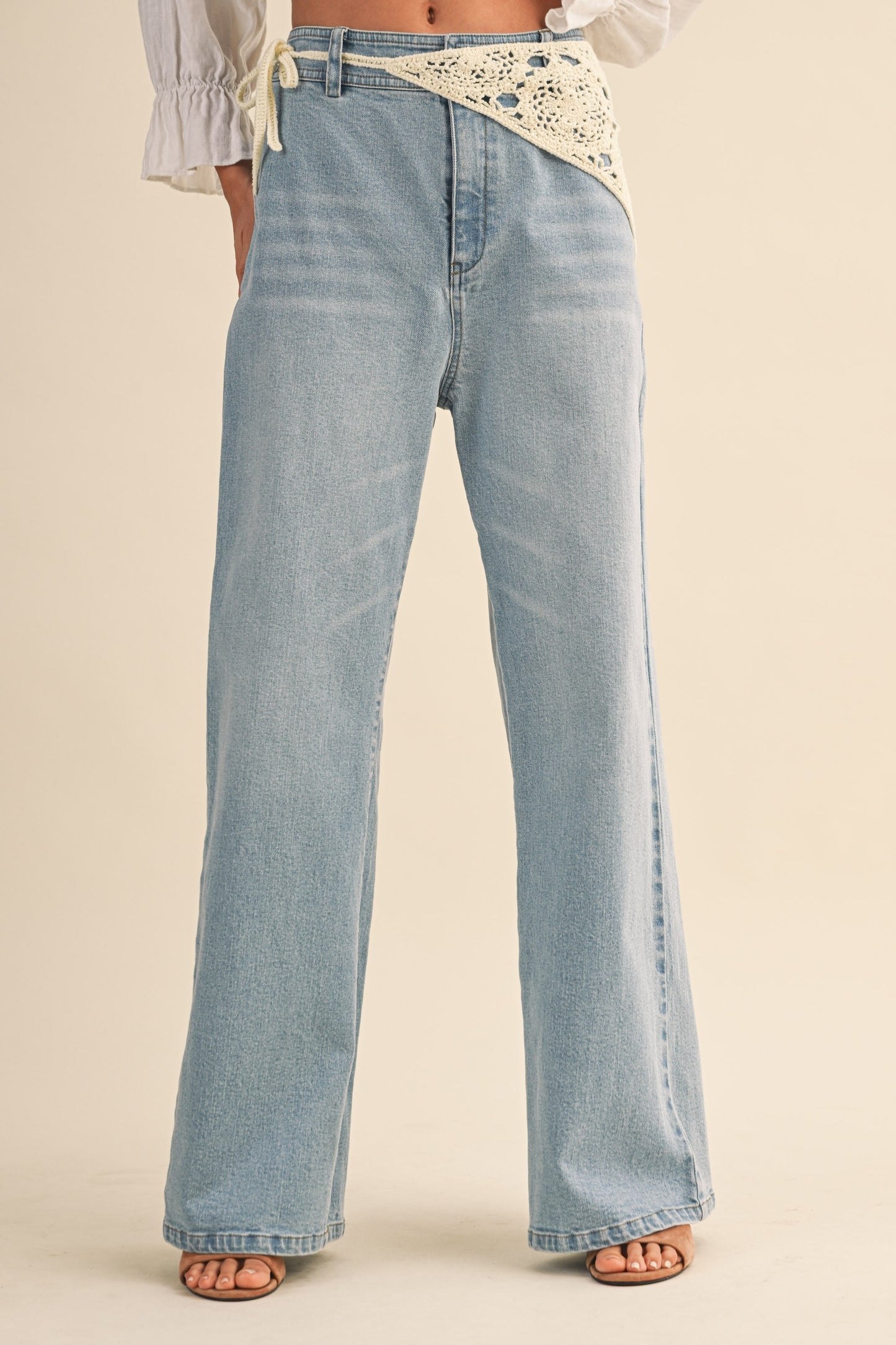 2574 Crochet Accent Straight Jeans