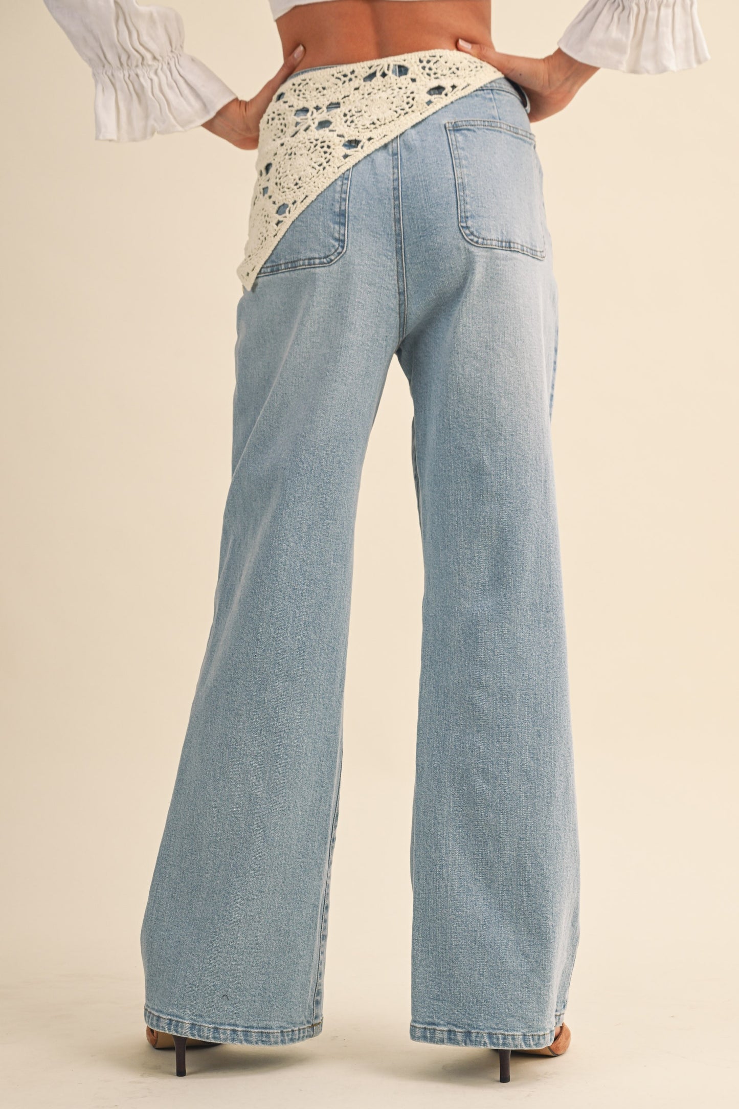 2574 Crochet Accent Straight Jeans