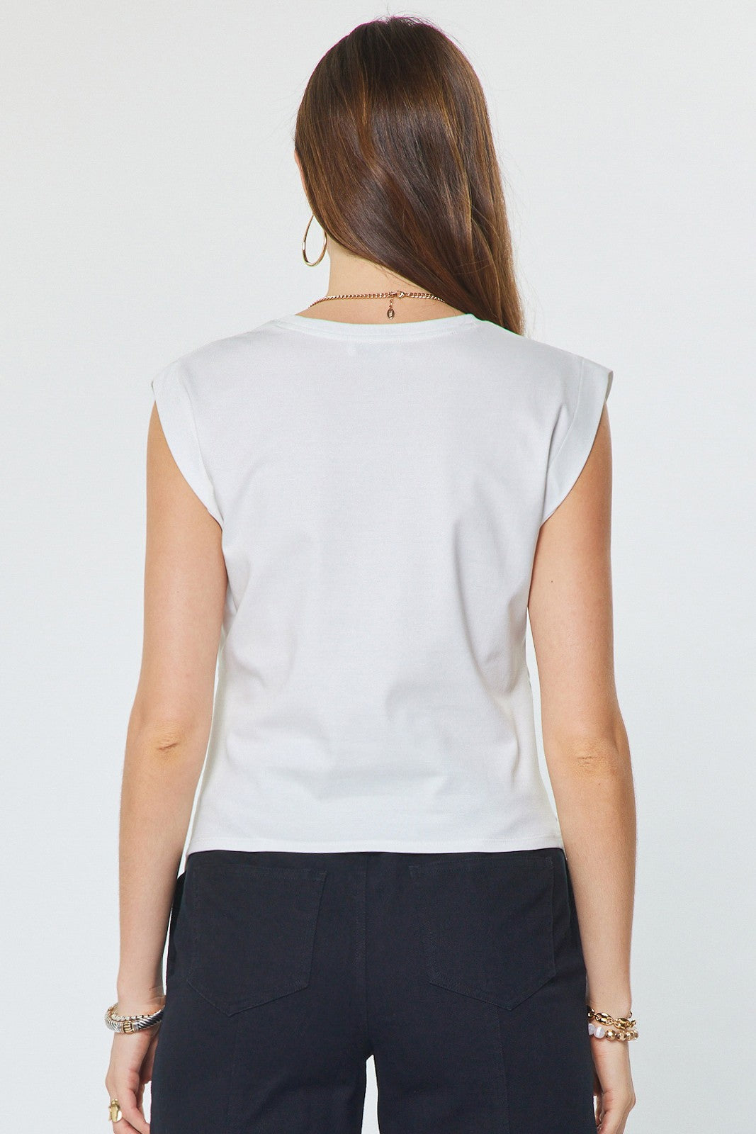 2563 Embroidered Round Neck Top