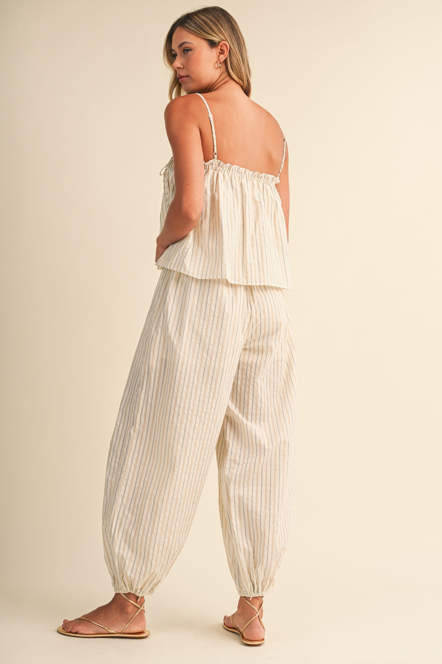 2506 Beige Flowy Top Alladin Pant
