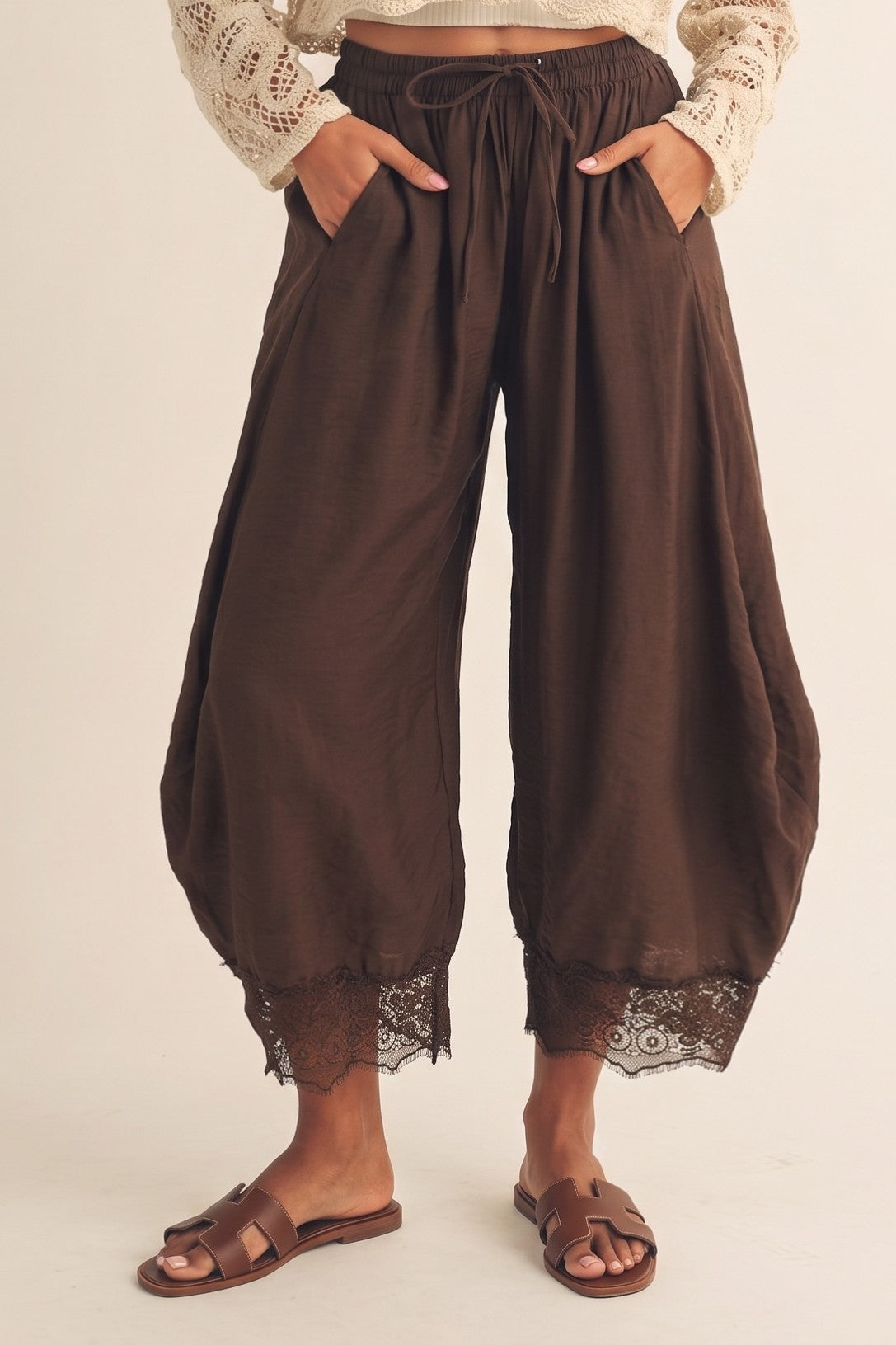 27201 Lace Trim Barrel Pant
