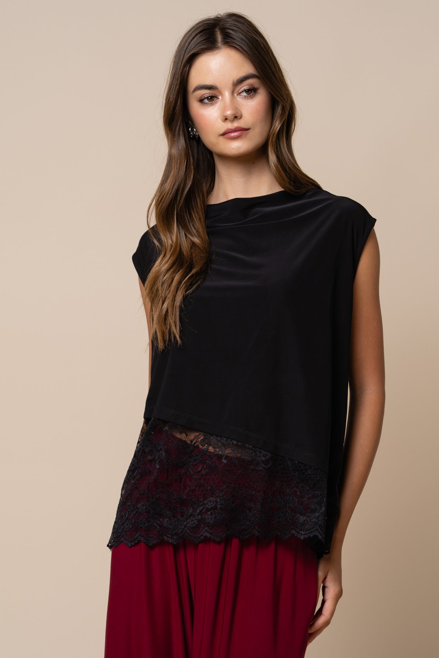 2610 Sleeveless Asymetric Lace Top