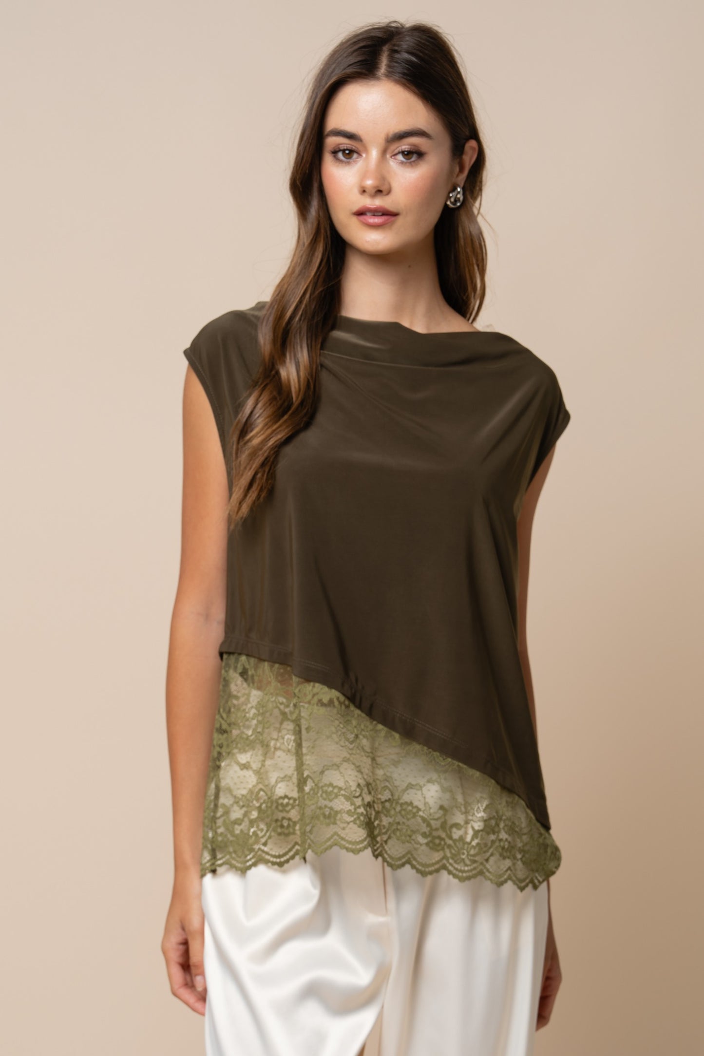 2610 Sleeveless Asymetric Lace Top