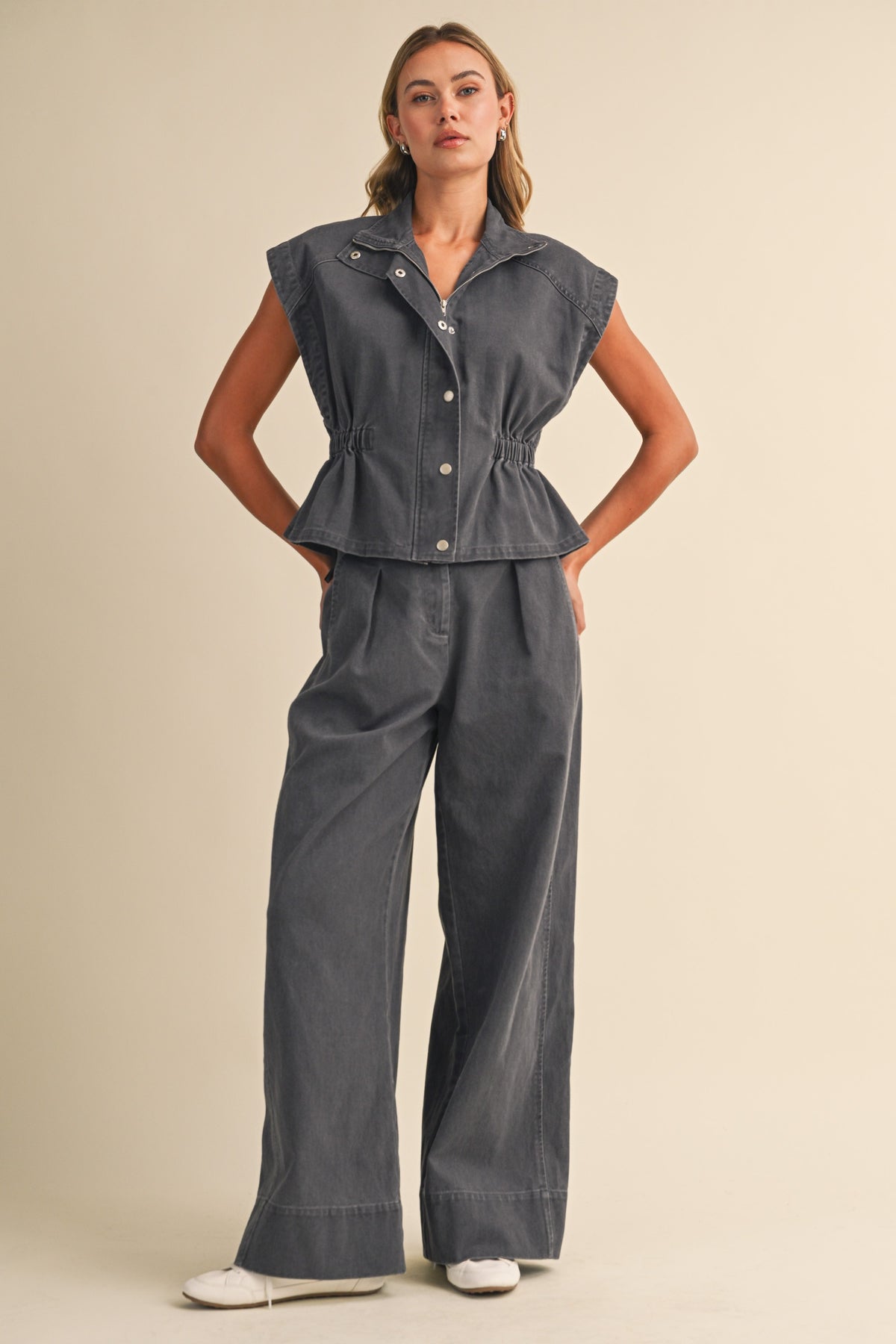 2752 High Collar Denim
