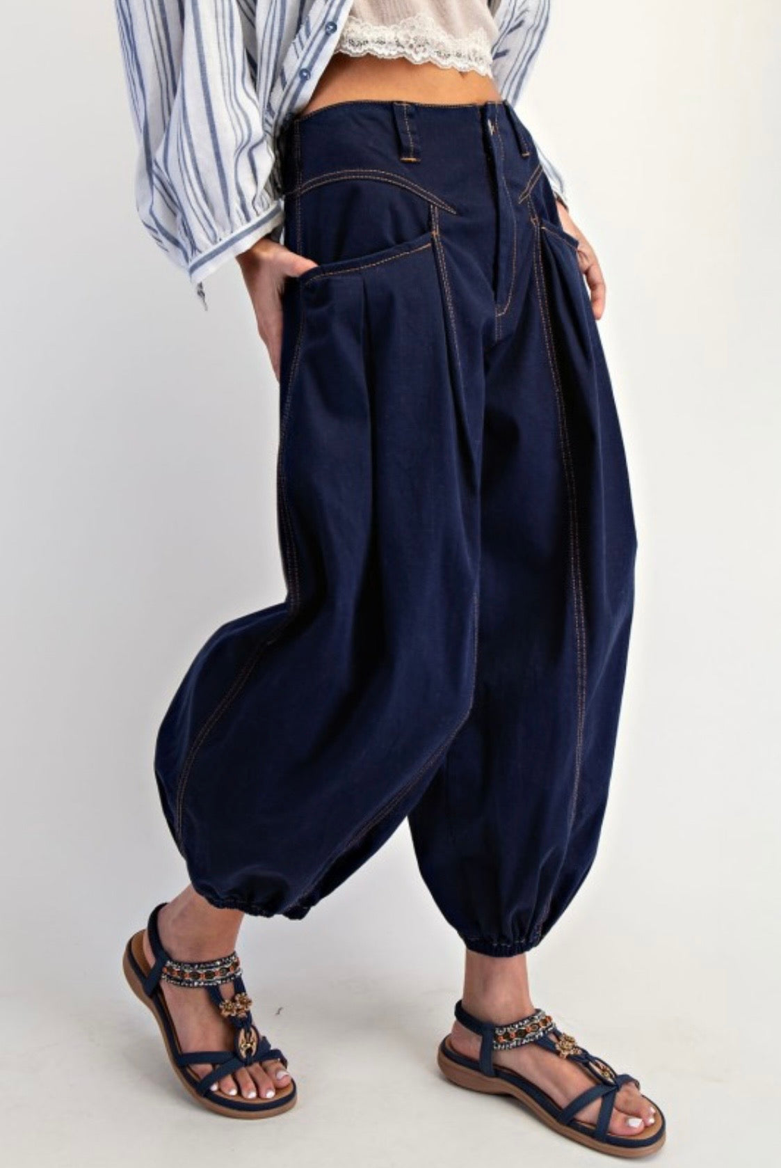 2379 Navy Barrel Pant
