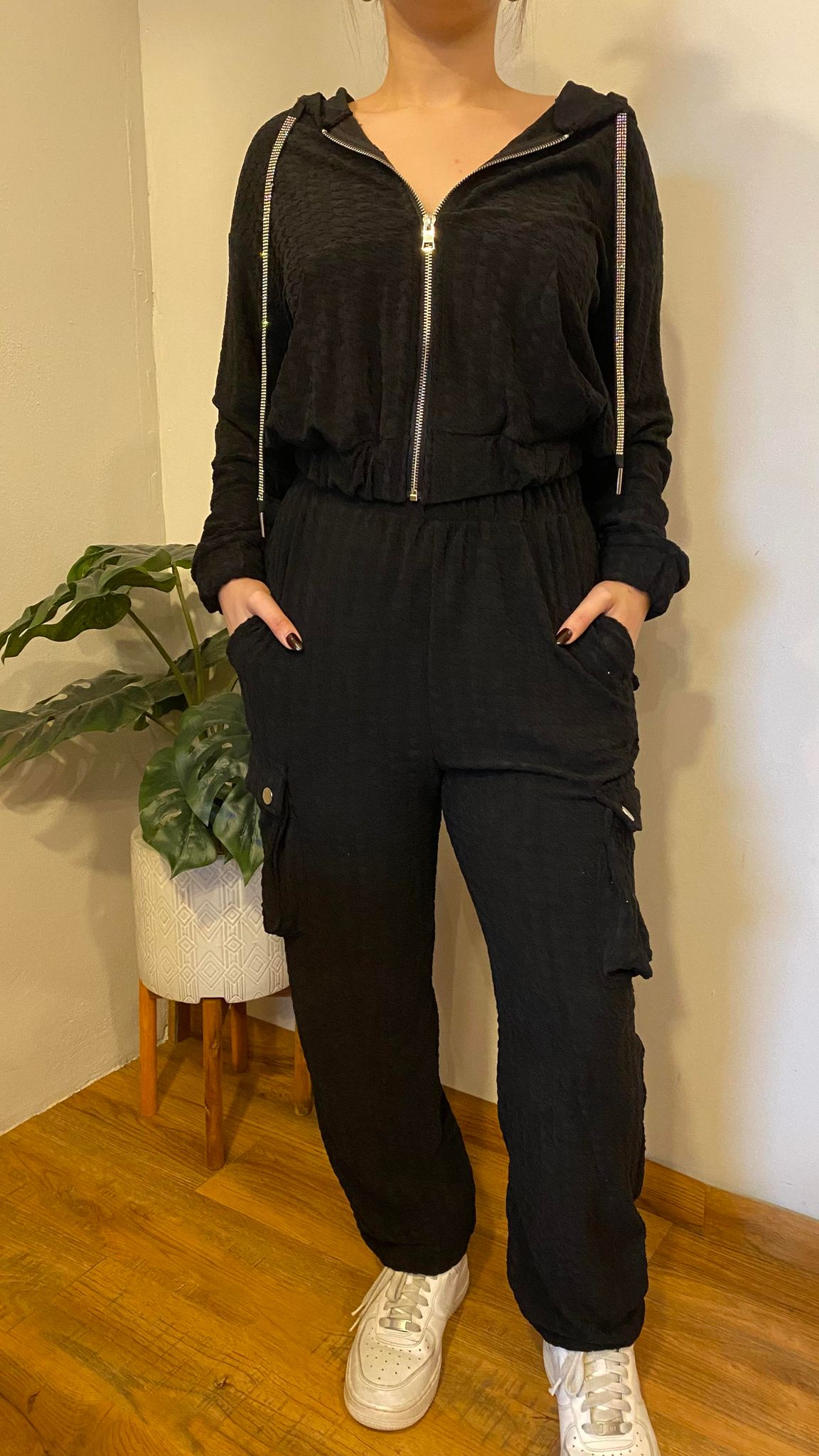 1019 Front Zipper Jacket With Hoddie Rhinestones Travel Set