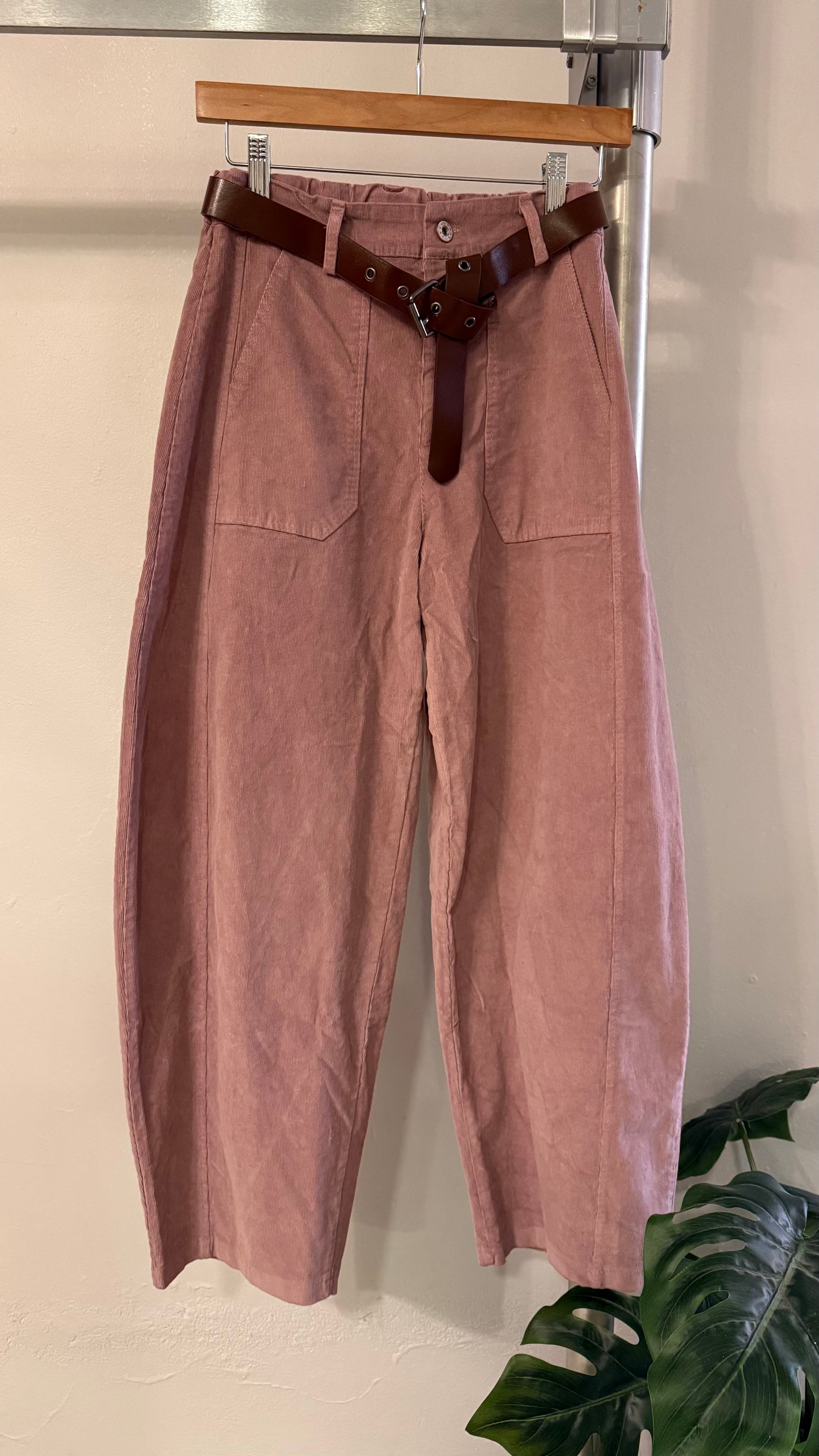 1753 Italian Barrel Corduroy Pant