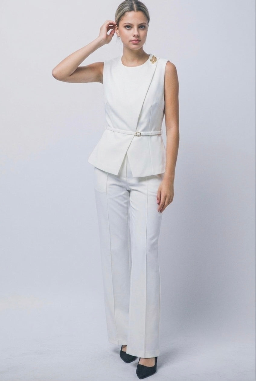 2581 Belted Vest