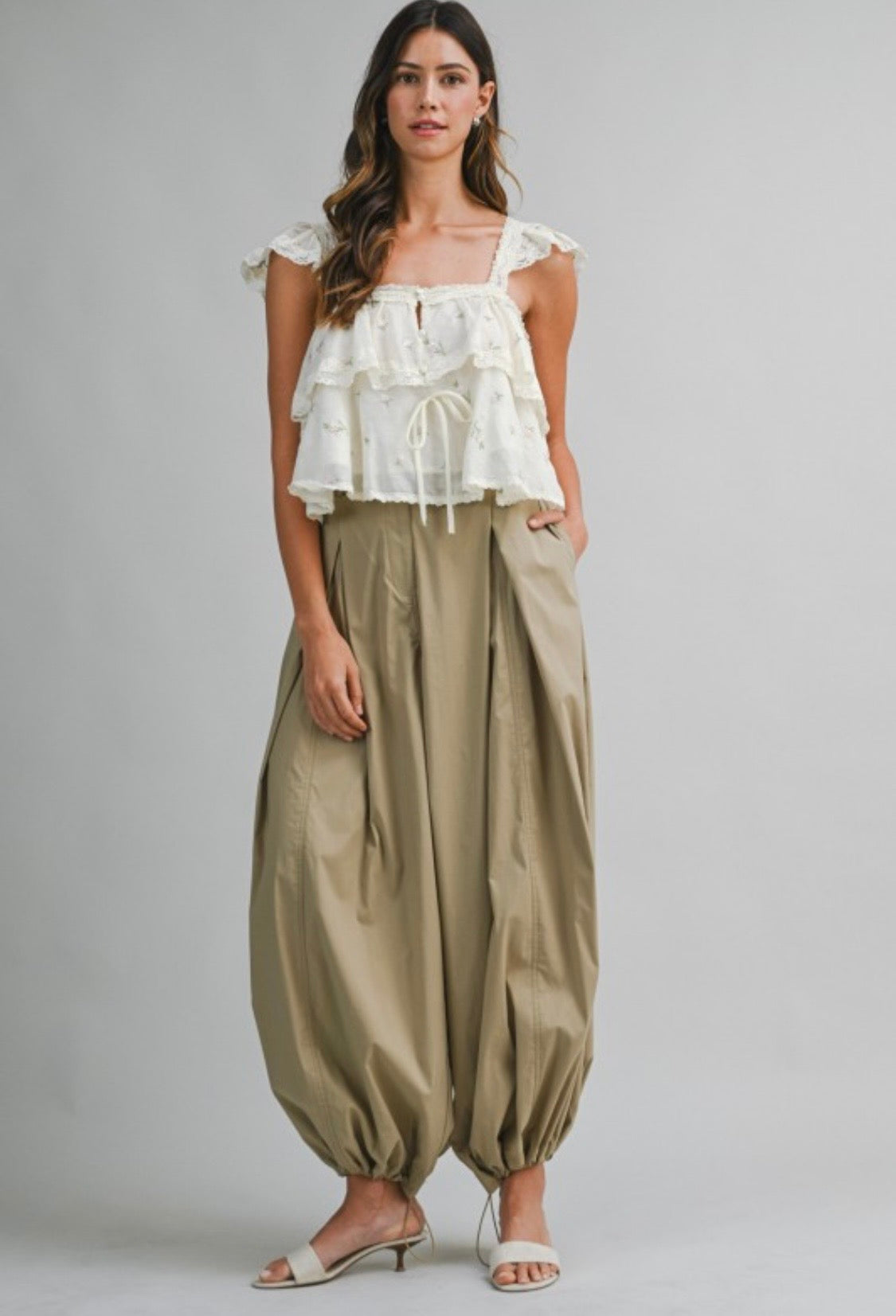 2443 Pleated Ballon Pant