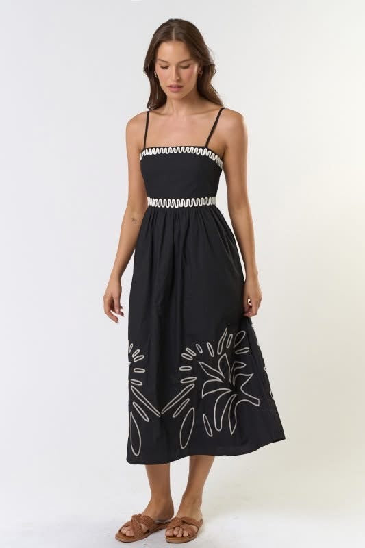1602 Black & White Embroidered Midi Dress