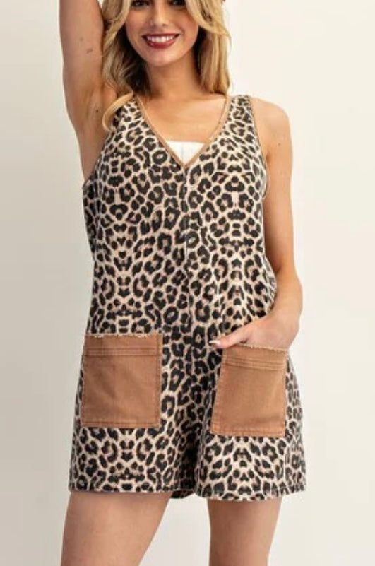 1618 Leopard Pockets Romper
